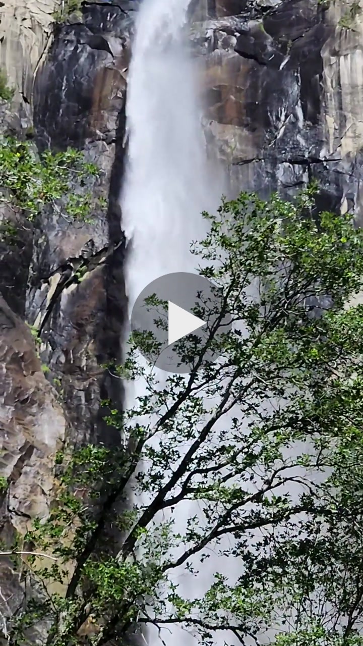 💧 Bridalveil Fall: Graceful Cascade